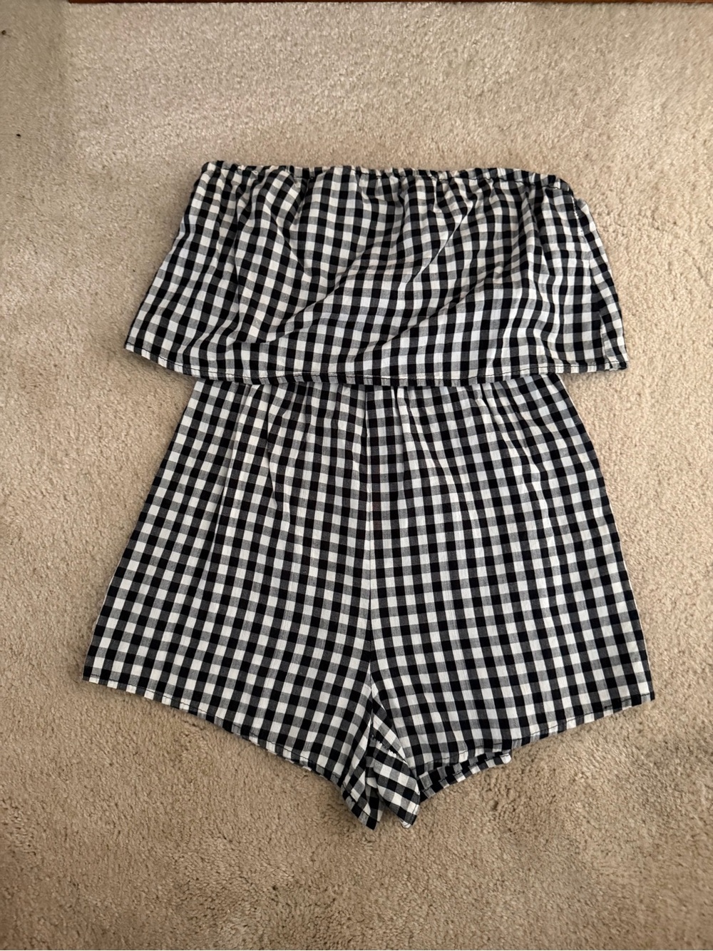 Goodnight Macaroon Black and White Gingham Strapless Romper Size S